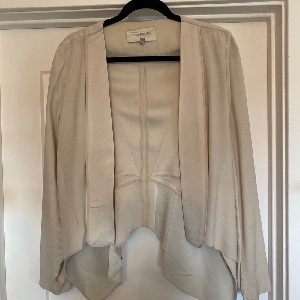 BCBG MAXAZRIA Runway tuxedo style blazer